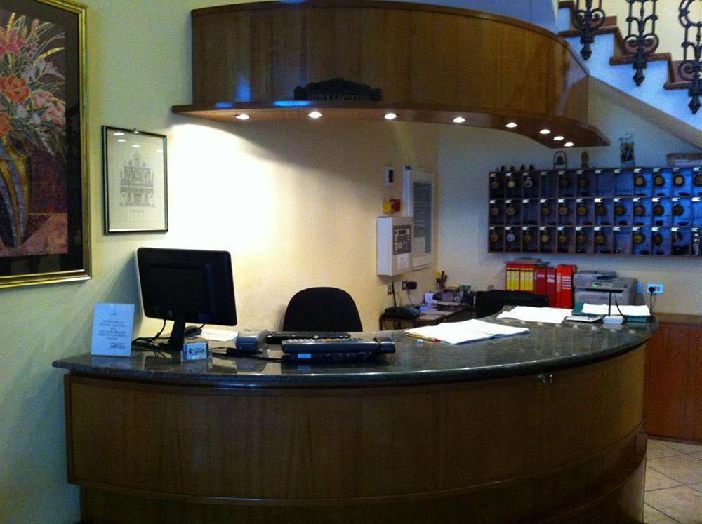 Cappello Hotel Лече Екстериор снимка